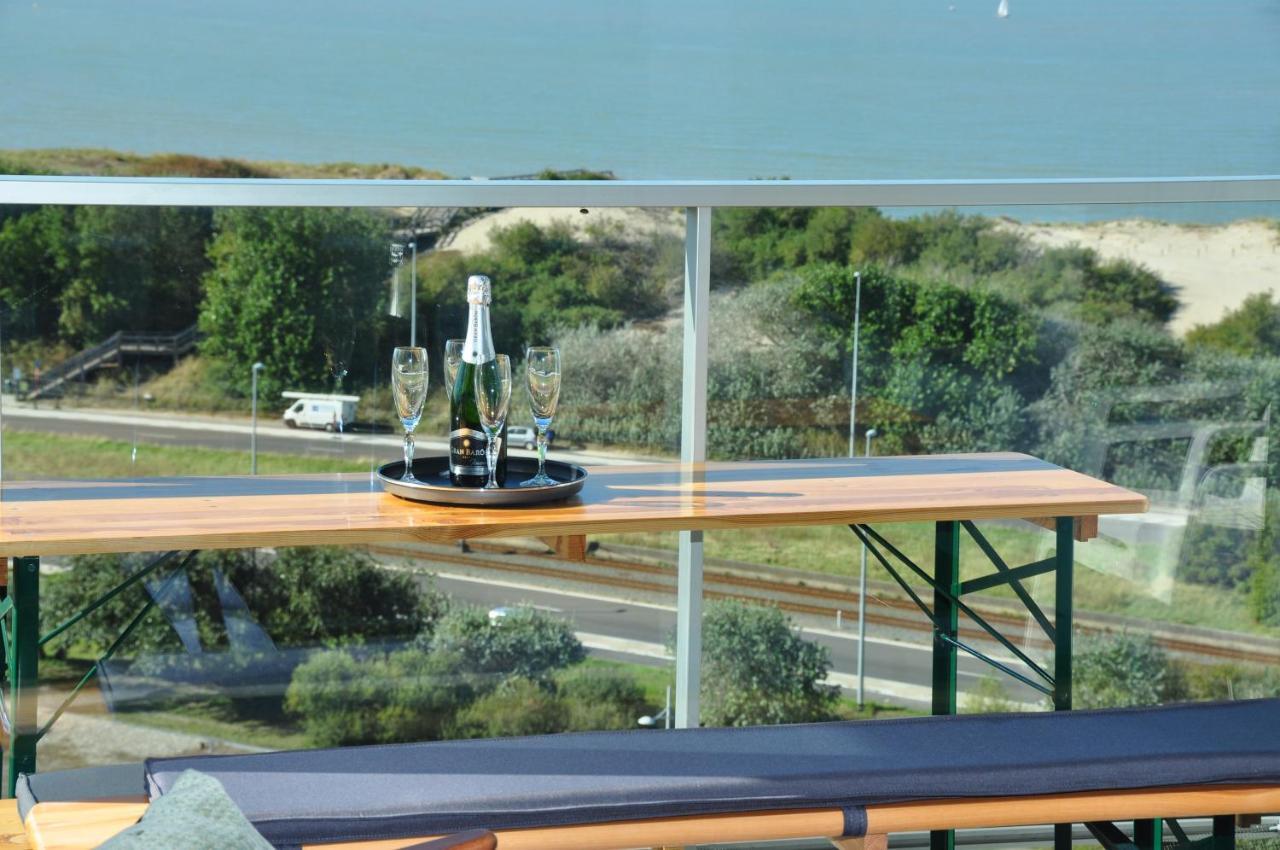 Ferienwohnung Sea The Sea - Feel The Sea - Touch The Sea Bredene Exterior foto